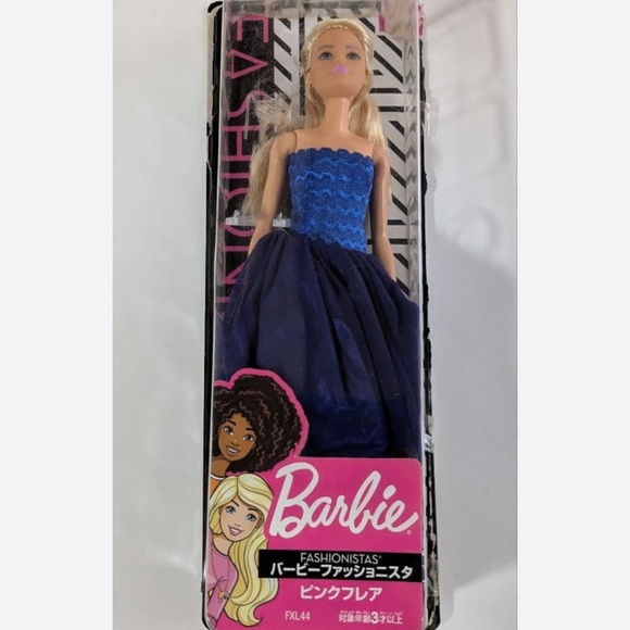 Barbie Fashionistas 💎Beautiful Sapphire Blue gown & Sax - Picture 12 of 12